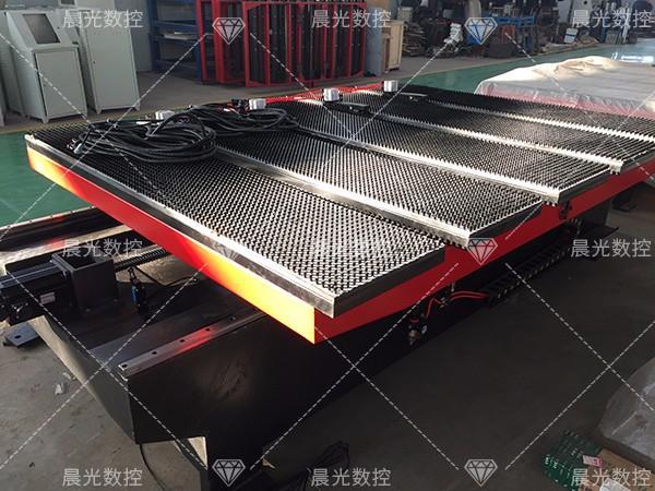 數(shù)控送料機(jī)在保養(yǎng)時(shí)應(yīng)該注意哪些問題？